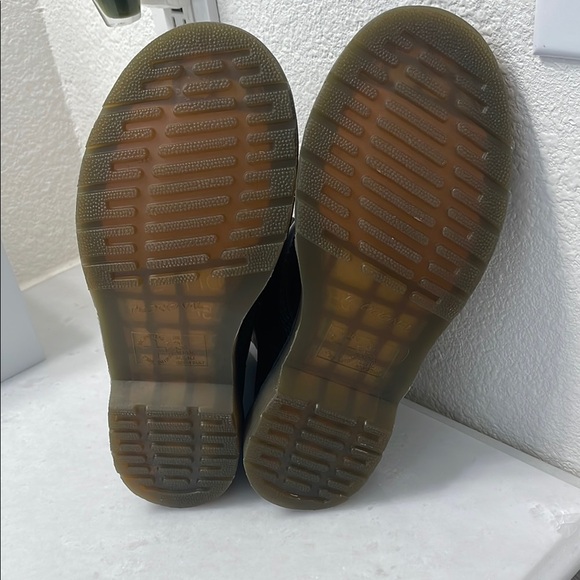 Dr. Martens Black Combat Boots with Polished Leather - Picture 5 of 8